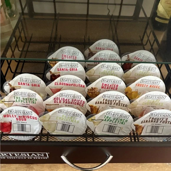 Bartesian Silver Cocktail Maker - Picture 5 of 5